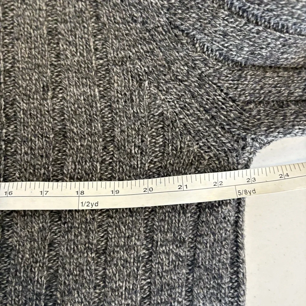 Y2K Abercrombie Fitch Men Ribbed V Neck Sweater‎ XL Gray Logo Patch Preppy